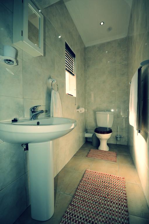 Nukakamma River Lodge Колчестър Екстериор снимка